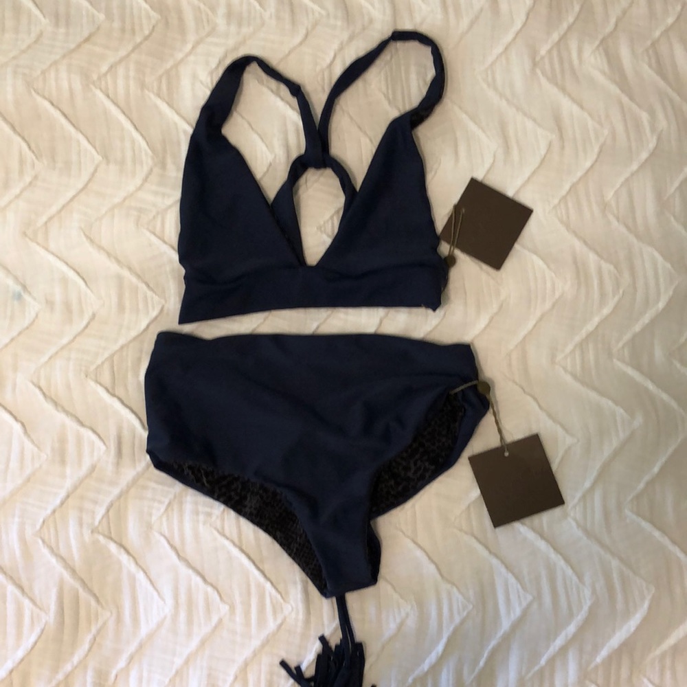 Acacia impossible bottom & tamarindo top NWT so Sm